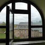 ホテル Am Schloss Broich