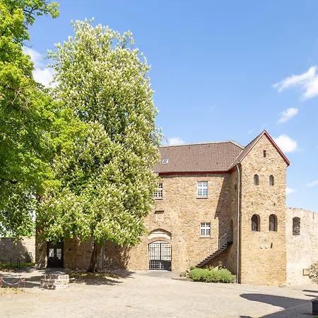 Hotel Am Schloss Broich
