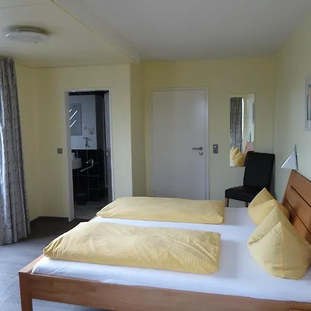 布罗伊希城堡酒店 酒店