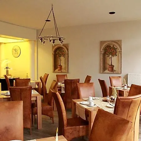 Am Schloss Broich Hotel 3*