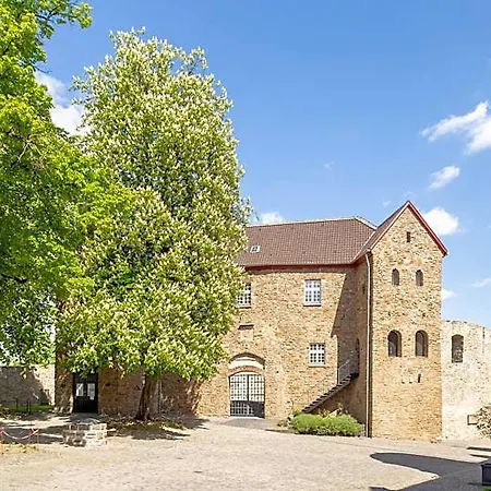 Hotel Am Schloss Broich