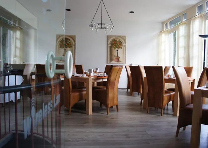 Otel Am Schloss Broich Mülheim an der Ruhr