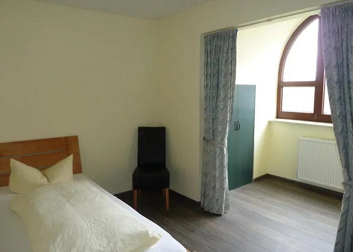 Otel Am Schloss Broich