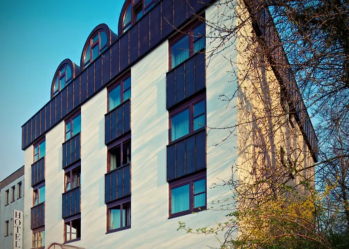 Otel Am Schloss Broich Mülheim an der Ruhr