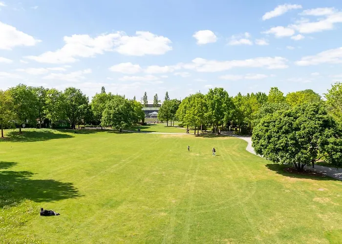 Otel Am Schloss Broich Mülheim an der Ruhr