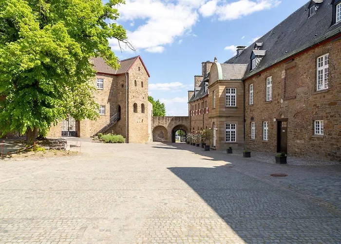 Am Schloss Broich Mülheim an der Ruhr